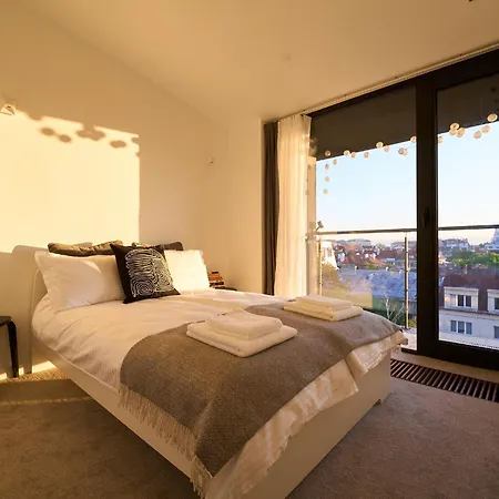*new* View Loft 2 Bdrm *