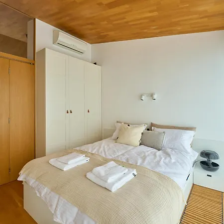 *new* View Loft 2 Bdrm Apartament Sofia